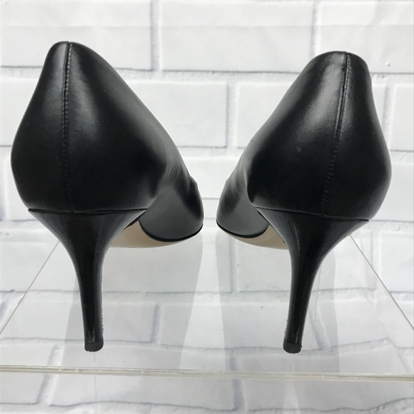 Salvatore Ferragamo Susi Black Leather Pumps 6.5 - Picture 6 of 8